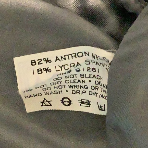 Zuliana Size Small Silver Mini Skirt. Made In USA. - Picture 5 of 5